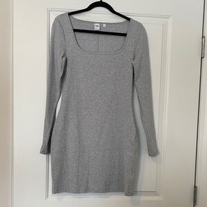 Aritzia Heather Gray Long Sleeve Dress